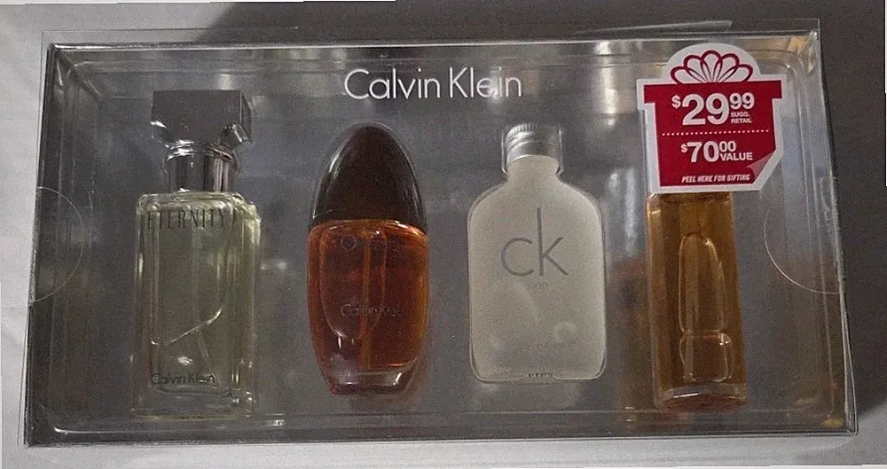Calvin Klein Deluxe Travel Collection Mini Perfume Gift Set for Women New in Box