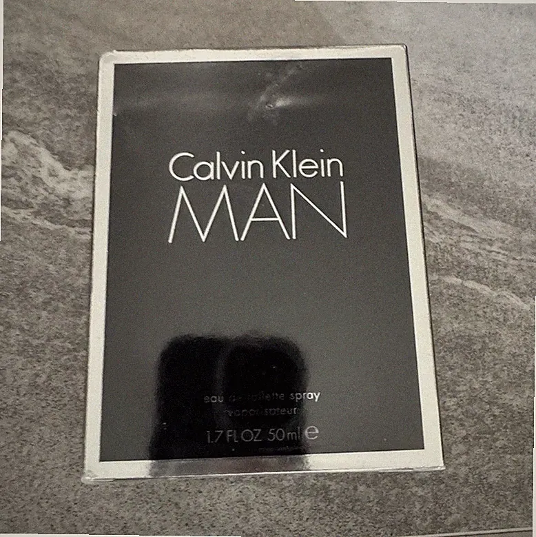 Calvin Klein MAN Eau de Toilette Spray 1.7 fl oz 50 ml Fragrance Perfume